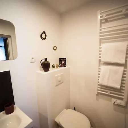 Appart Tres Design Et Cosy Pour Deux A 아파트